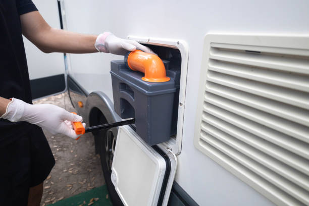 Portable Toilet Options We Offer in Kirkwood, MO